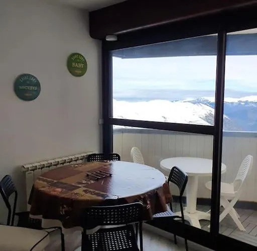 Pla D'adet Aux Pieds Des Pistes