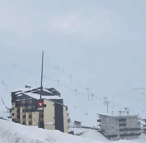 Апартаменты Pla D'adet Aux Pieds Des Pistes *